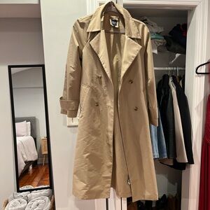 GAP Women's Classic Beige Trench Coat
